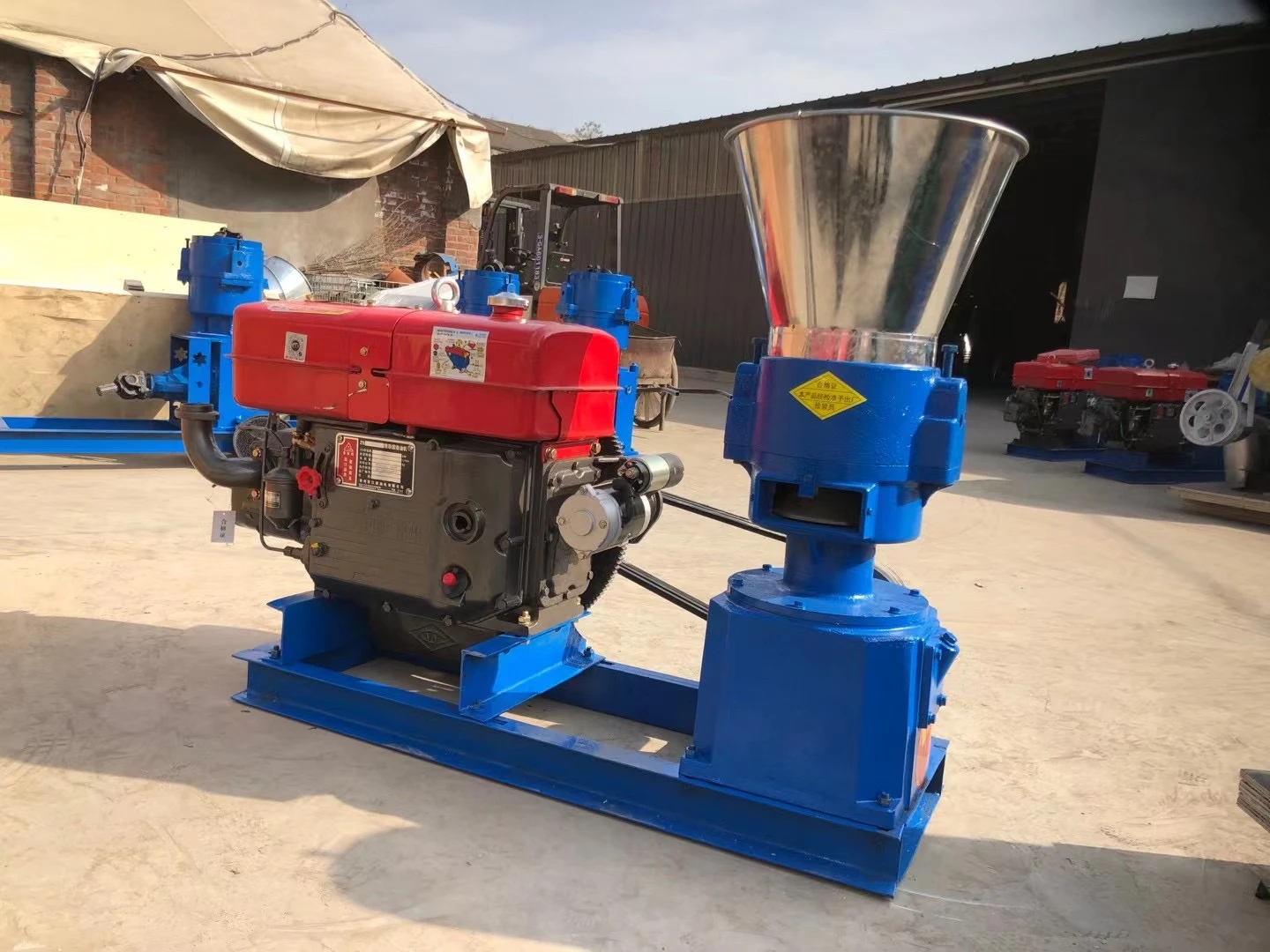poultry pellet machine